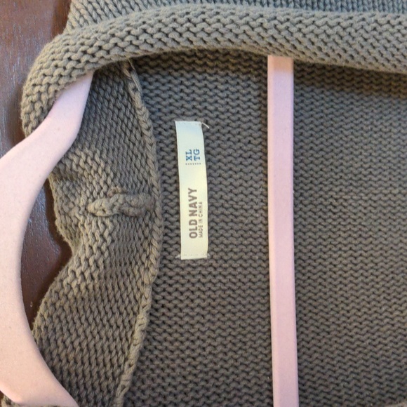 Old Navy Knit Cardigan - Picture 2 of 5